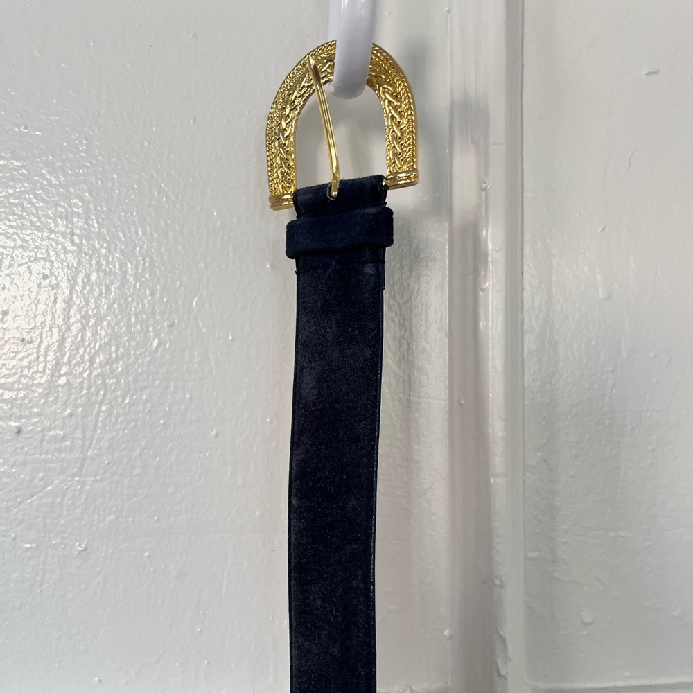 Worthington Navy Belt with Gold Buckle - Picture 2 of 4